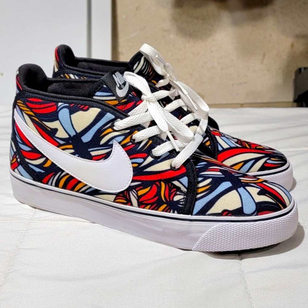 Nike Sneakers